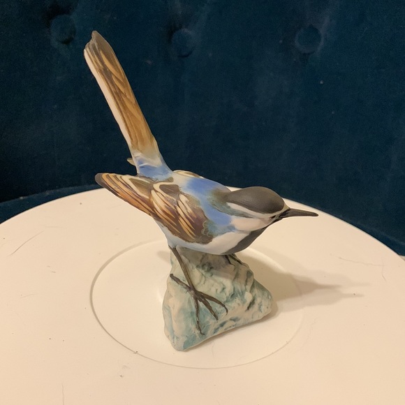 SALE House of Goebel figurine - Picture 4 of 10